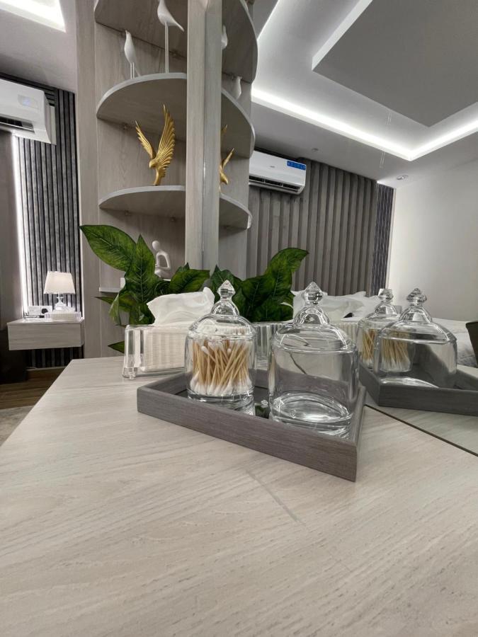 Apartment Modern
